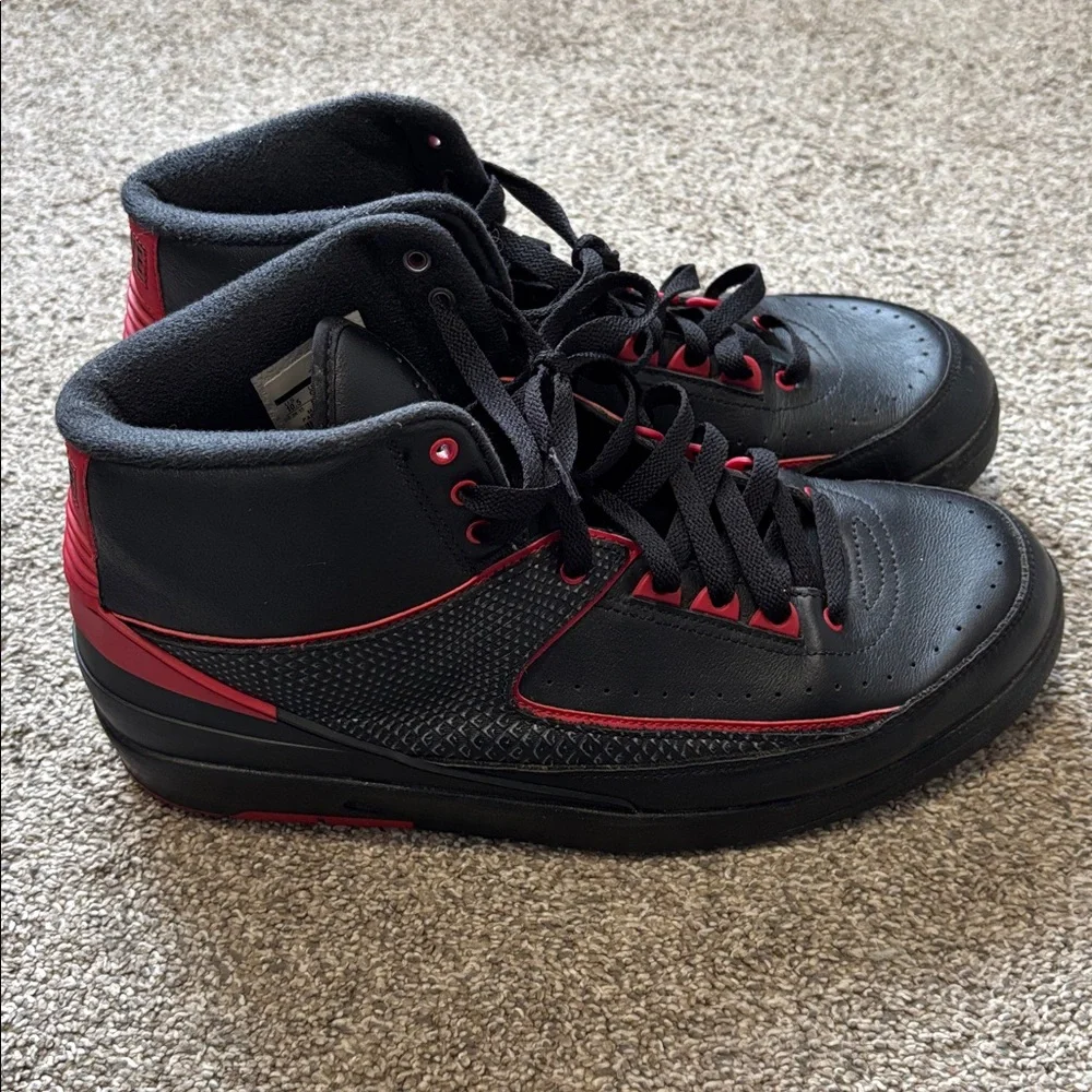 Air Jordan 2 Retro Black/Red Size Men’s 10.5 2015 Release 834274-001